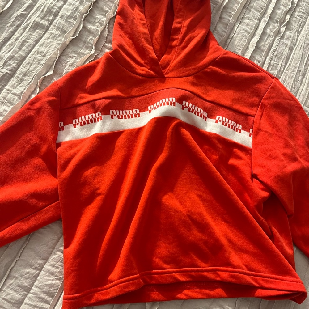 Cropped hoodie